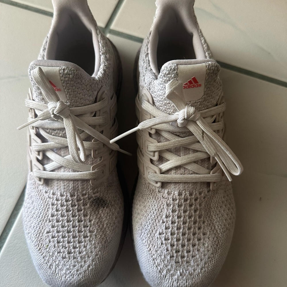 Adidas Ultraboost 1.0 Size 7 - Picture 4 of 4
